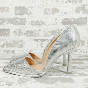 NEW Mia Ciana Silver Rhinestone Pointed Toe High Heel Pumps A217
